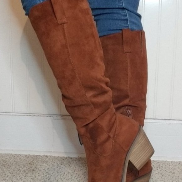 Women's Lainee Heeled Scrunch Fashion Boots Universal Thread brown/barb - Picture 9 of 16